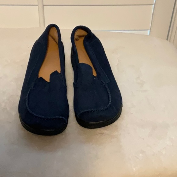 Fashion Forms Navy Blue Loafers - Picture 1 of 8